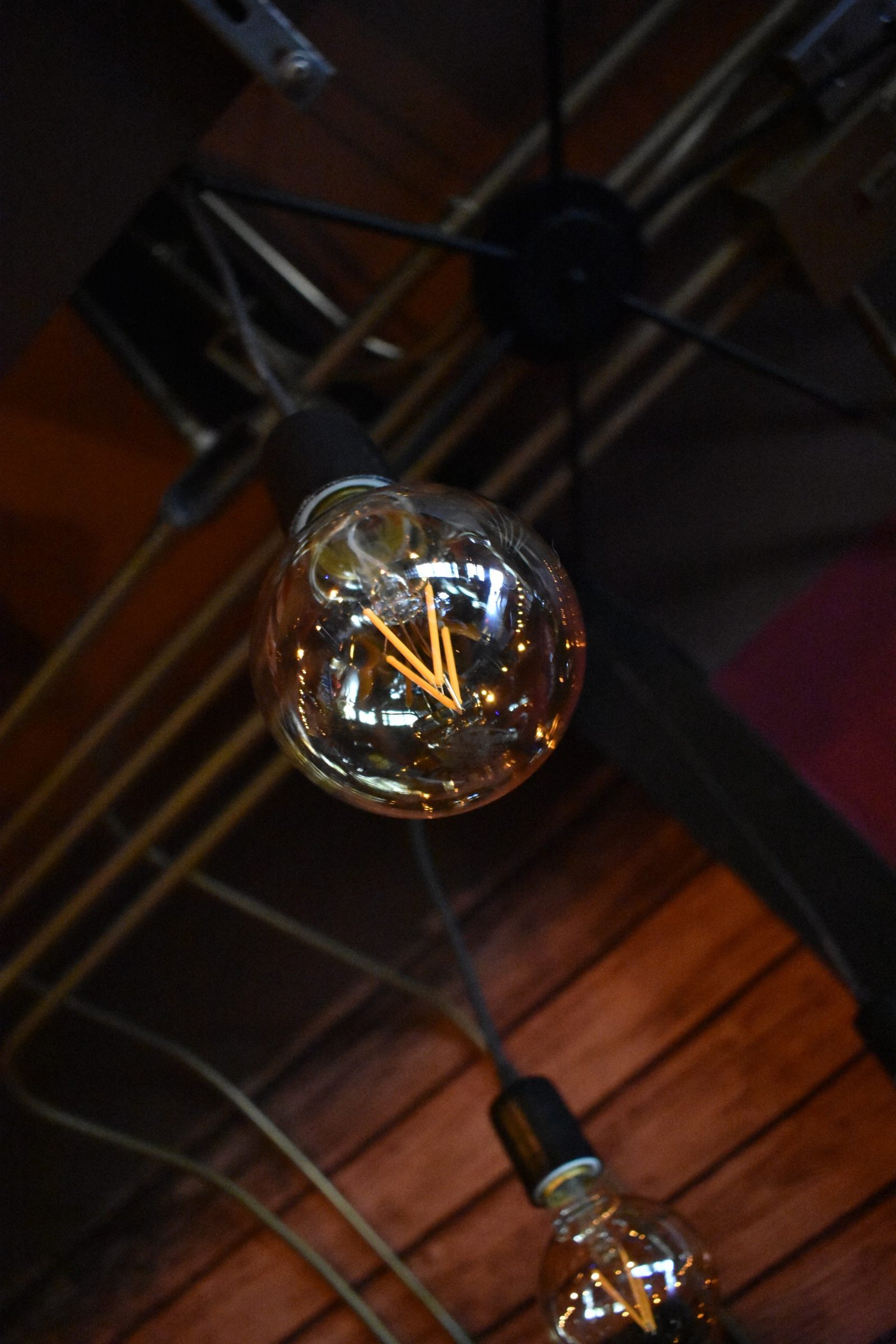 Bombillos para lámparas de cristal y modernas – Roscas E14, E12, E27, G9 y G4 disponibles - Imagen 2