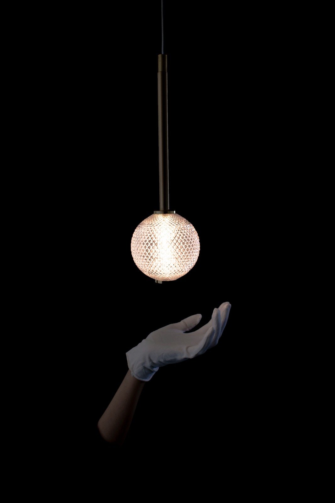 Lampara colgante mesita noche